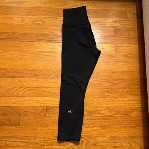 ALO Yoga Classic Black Leggings